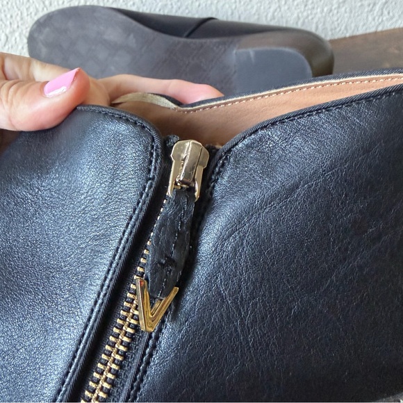 Vionic Women’s 11W Wide Jolene Black Ankle Boots Weather Resistant Leather Zip - Picture 13 of 13